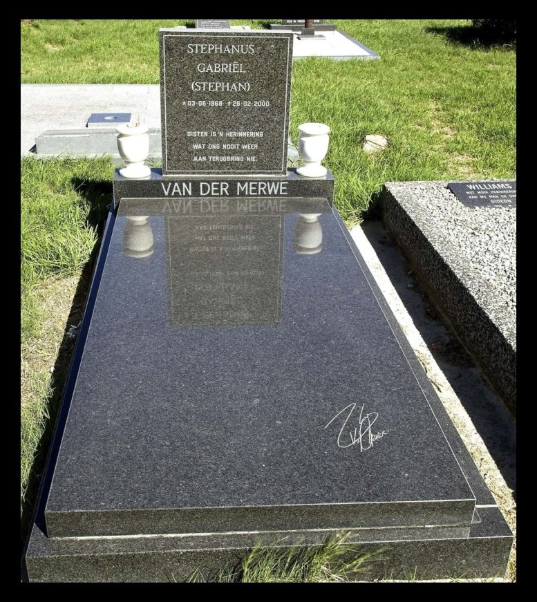 EA 03 memorial example by EA Memorials