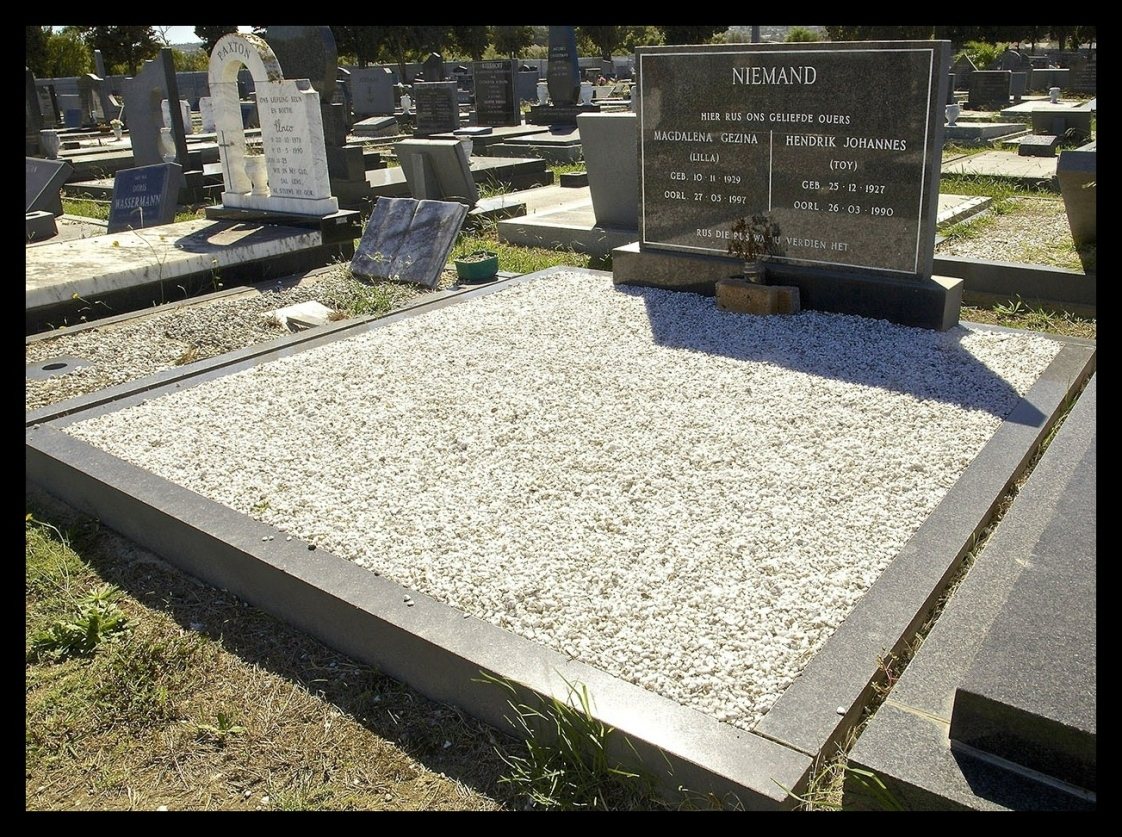 Completed memorial example EA 08